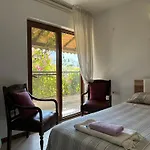 Hira Ferienhaus *